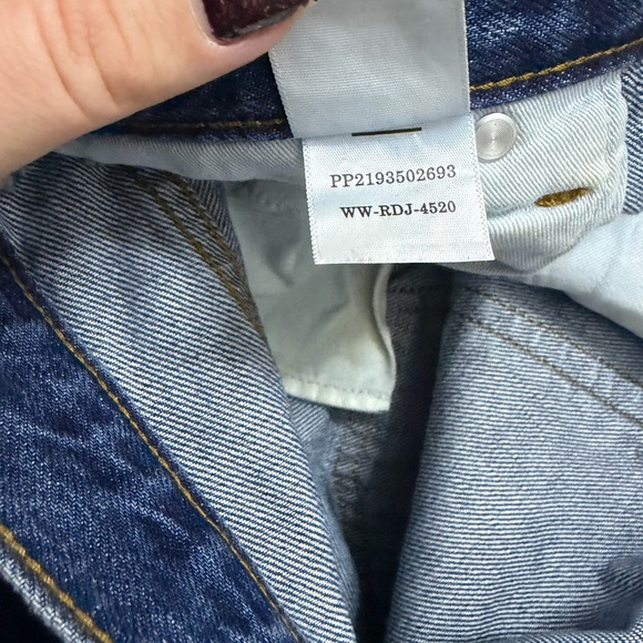 Everlane - The 90s Cheeky Jean - Picture 8 of 13